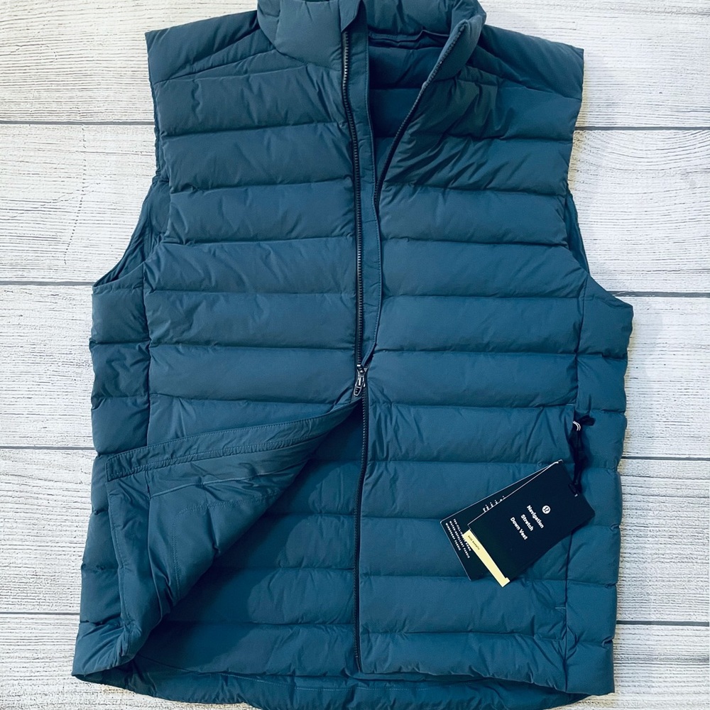 SOLD! Sold NWT LULULEMON Navigation Down Puffer Vest BLUE  M SOLD OUT COLOR - Picture 2 of 13